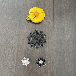 Brooches Bundle (floral, daisy, feminine)